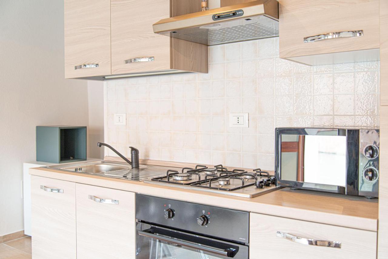 Ca' Leoncino - Venice Canal Front Apartment Экстерьер фото